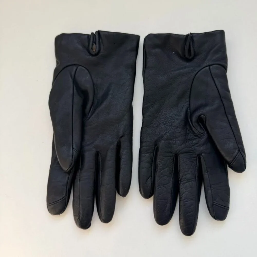 Tory Burch Black Leather Gloves with Gold Logo Hardware – One Size